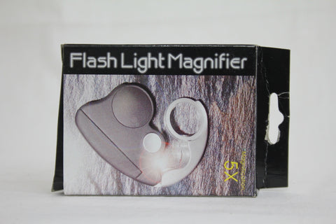 Flash Light Magnifier